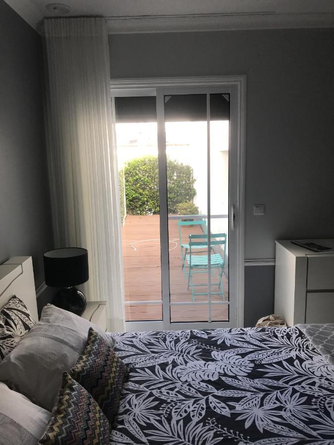 Modern Room Повоасан Экстерьер фото